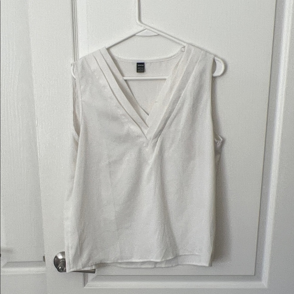 SHEIN Classic White V-Neck Blouse